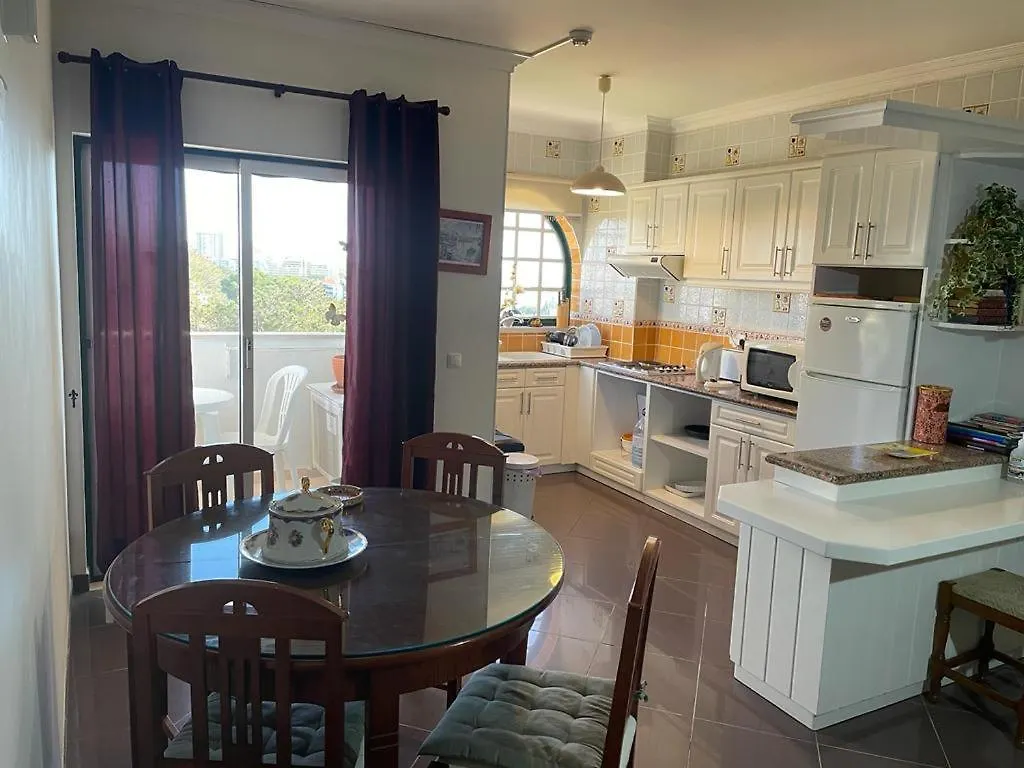 Vau Sea View, T2 Apartment, Close To Beach,Ideal For Families Portimao 0*,  Portugal